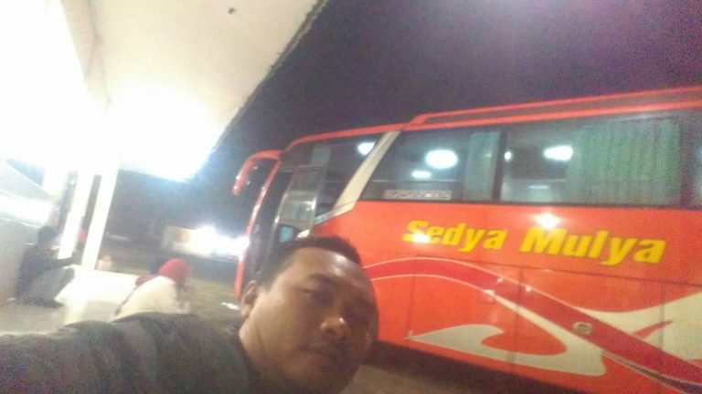 PO Sedya Mulya Bus Legendaris Wonogiri