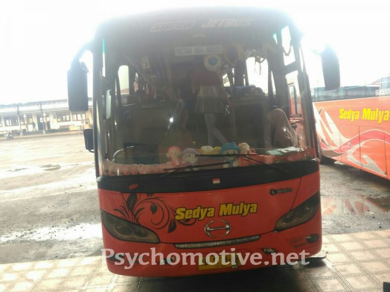 PO Sedya Mulya Bus Legendaris Wonogiri